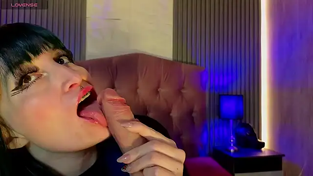alicia_moom webcam