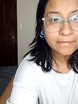 sarah12333 webcam