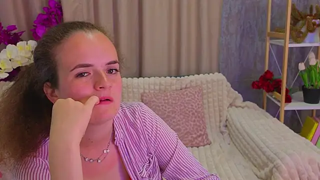 Luisa_Rosee webcam