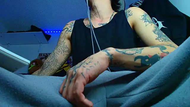 Anhony_Muscle webcam