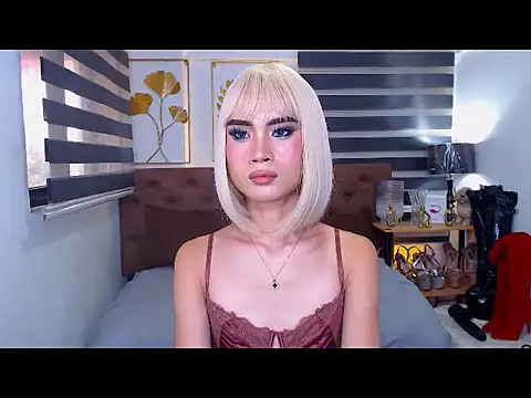JuicyCockThea webcam