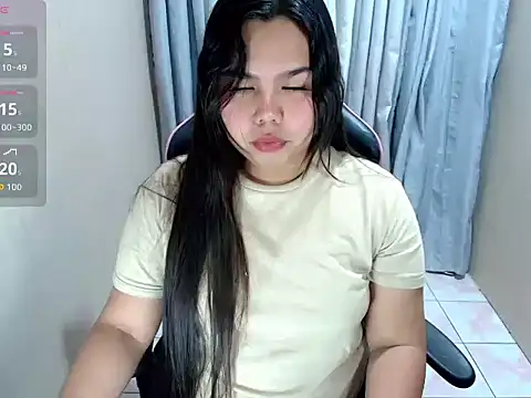 urasian_prettyrica webcam