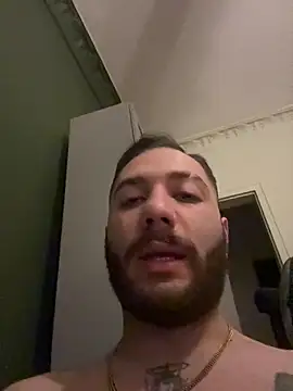 MertTtTtT006 webcam