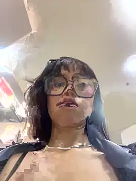 miss_alahia webcam