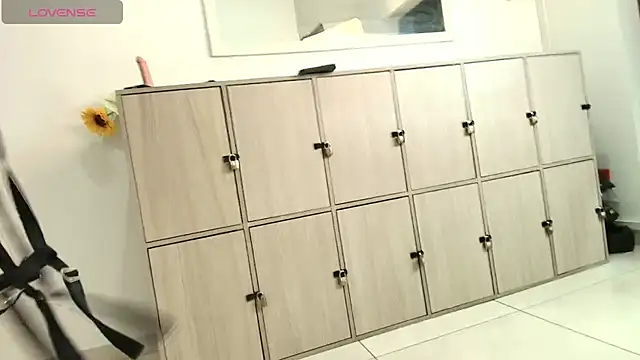 IvonnyMiller_ webcam