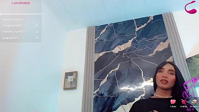 tyle_brunette webcam