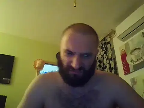 Zlyzloba21 webcam