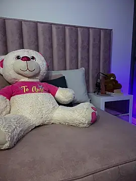 Natural_BIGASS_Nina webcam