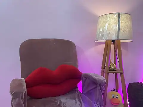 Evara_00 webcam