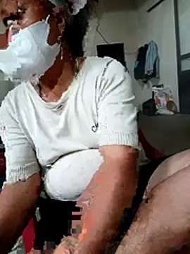 YeuAnhbigcock webcam
