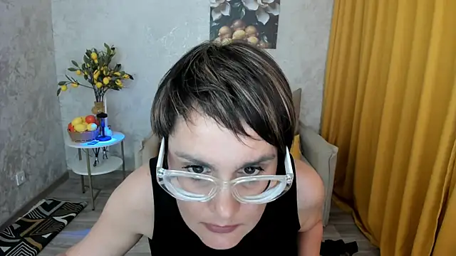 MayaNoire webcam