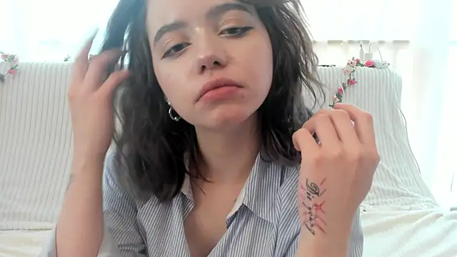 miko_honey webcam