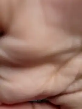 olivia_kaur webcam