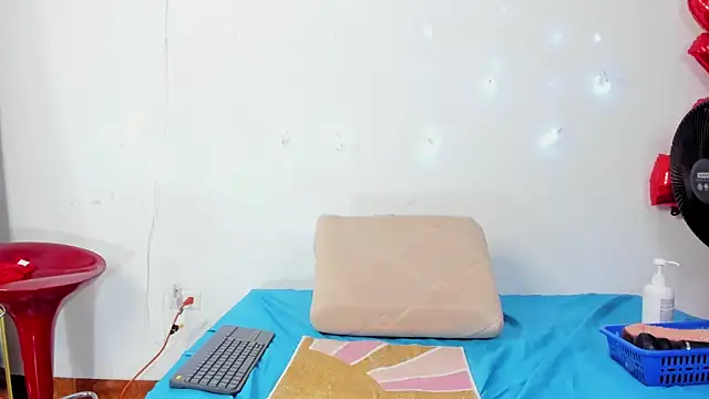 BBW_salome live cam on StripChat