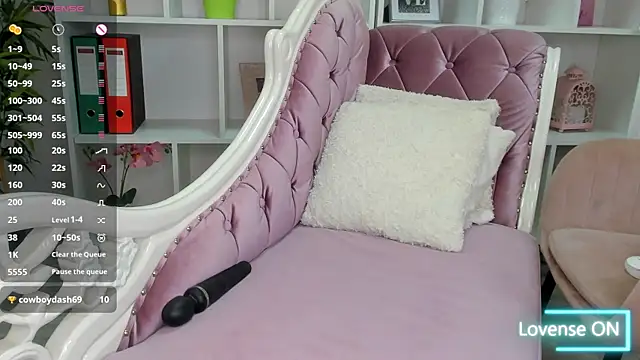 EmaBrownie webcam