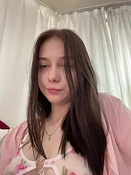 MiraXS live cam on StripChat