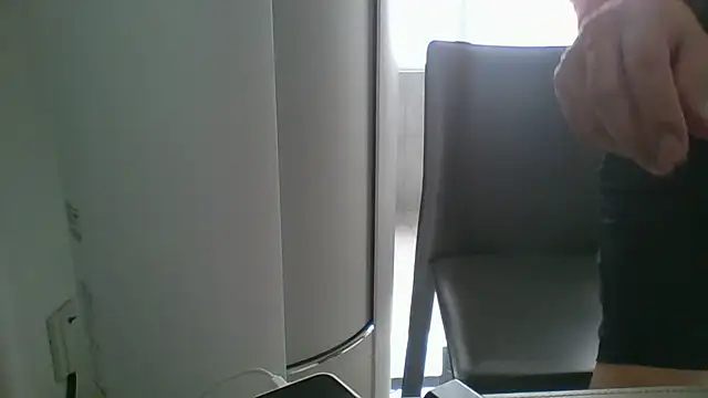 nole_china7 (Ask my age) - talk / fun / cum