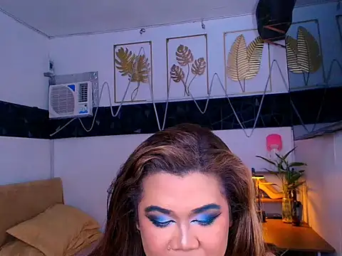 asiankatyhuge webcam