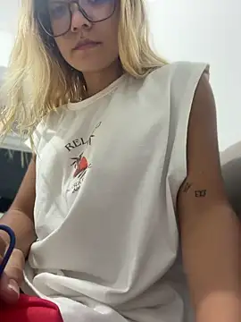 Pretty_roxxyy webcam