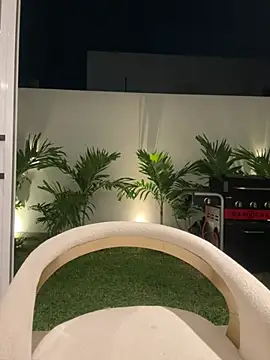 Nikii__ webcam