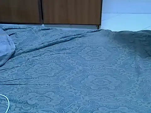 icy_pearl webcam