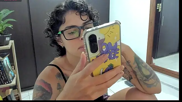 natt_op live cam on StripChat