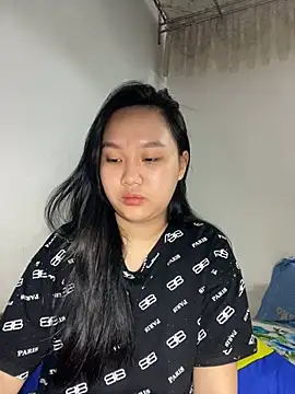 Almira6868 webcam