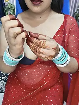 Curvy_Nayara