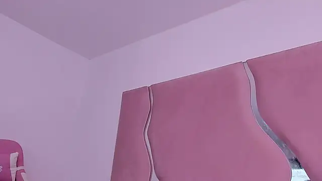 noa_roseasm webcam