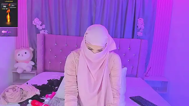 Nayla-Mouna webcam