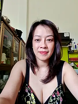 Baby-bigboobs2026 webcam