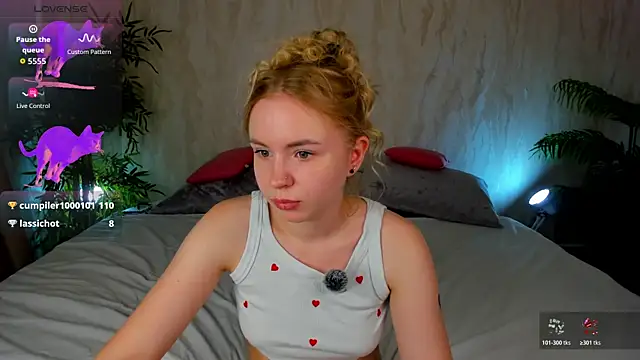 Linda__Bloom webcam