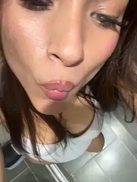 HelenaFoumier webcam