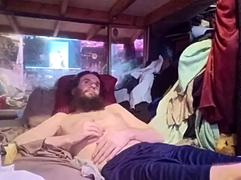 nearby_causual webcam