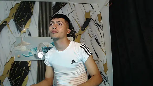CAT_LOVE1 webcam
