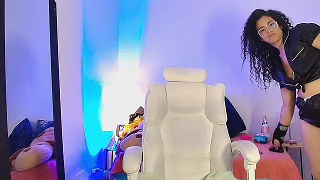 Isabella_Sophia19 webcam