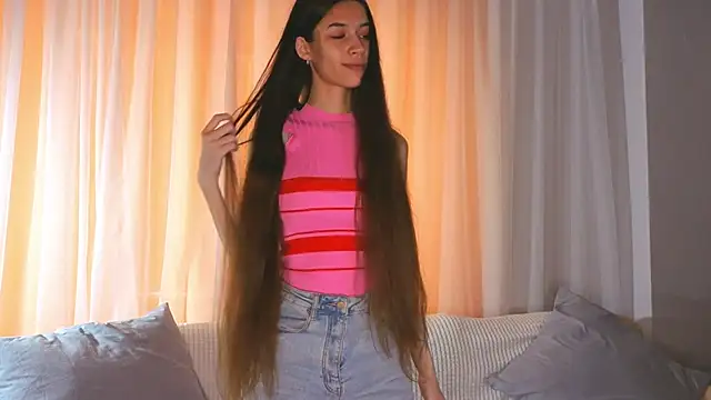 AliciaBrooks webcam