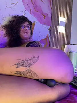 Woo_isDaphne webcam