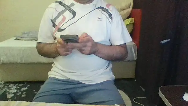 st206boy live cam on StripChat