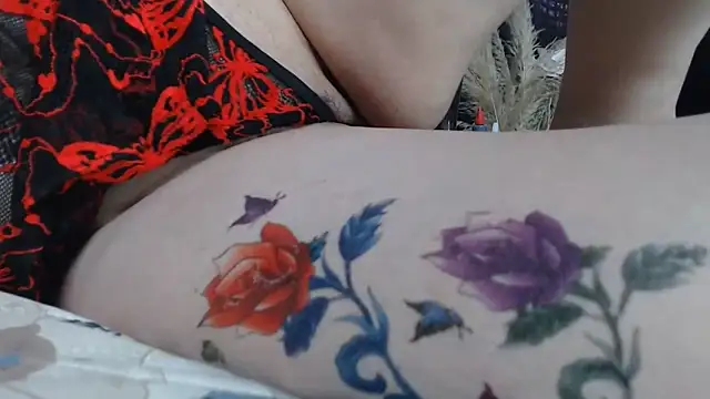 Lucy_mature8