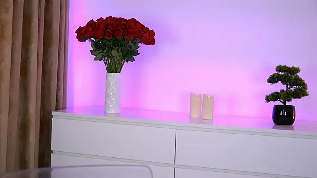 AishaSins webcam