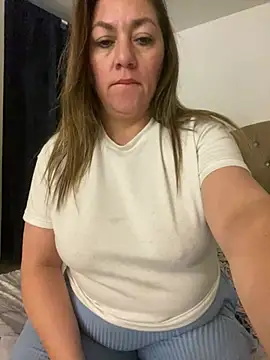 SCARLET-20 live cam on StripChat