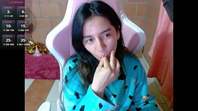 Maggie_Fox3 live cam on StripChat
