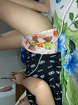 Almira6868 webcam