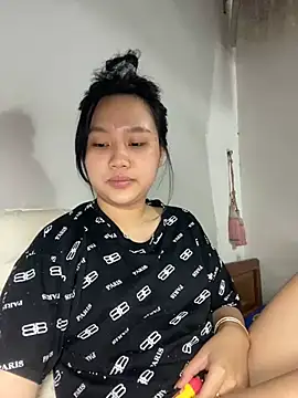 Almira6868 webcam