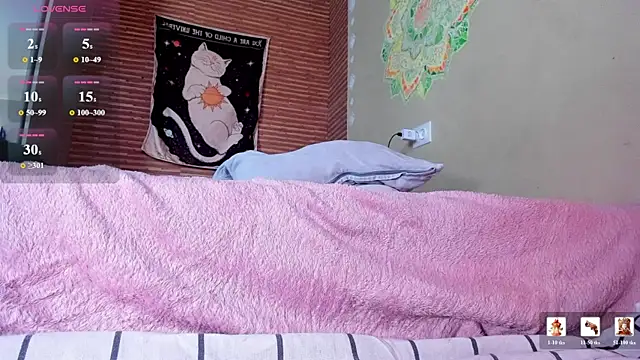 Elly__Green webcam