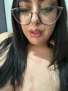 MileyGia webcam