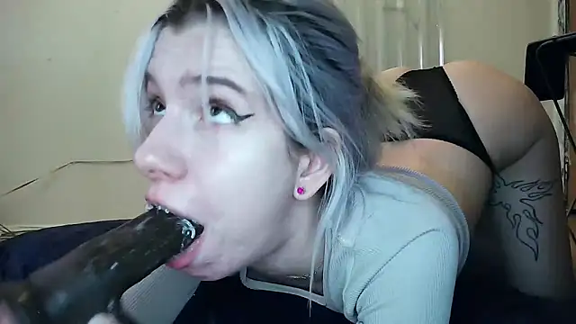 cruellagoth666 live cam on StripChat