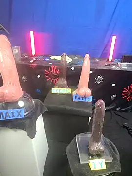 FantasyMan-BiWM webcam