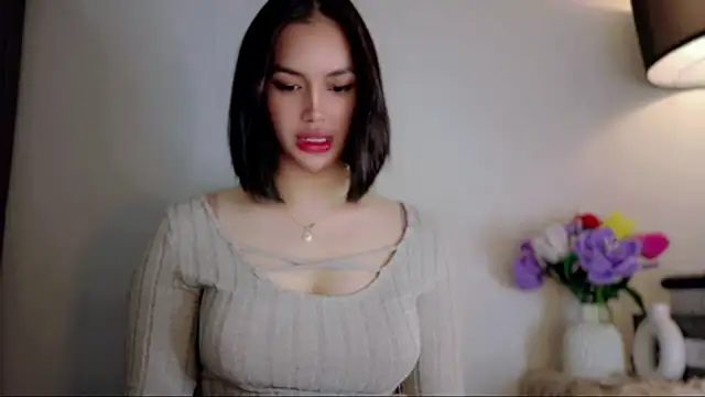 Anna_HollyDoll live cam on StripChat